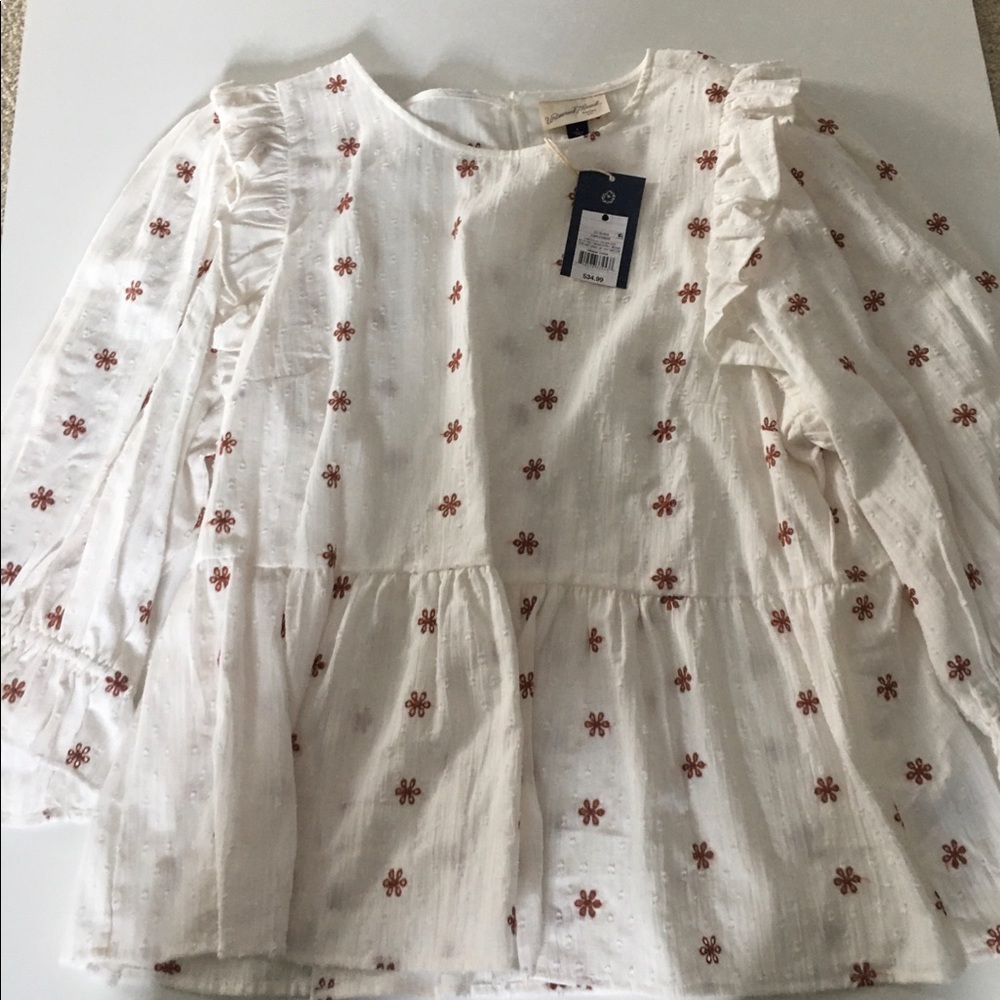Universal Thread Top